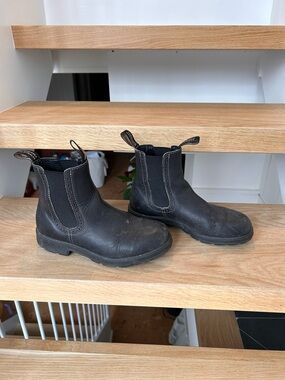 Blundstone Black Chelsea Boots for Women